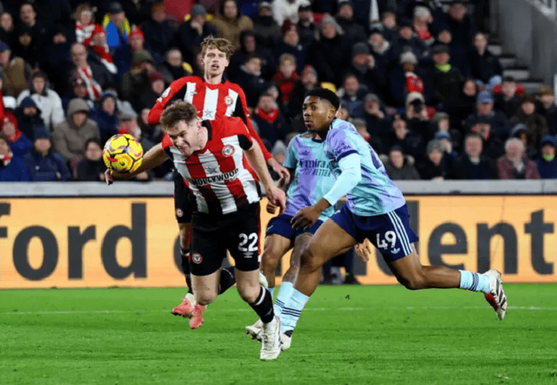 Tình hình lực lượng trước trận